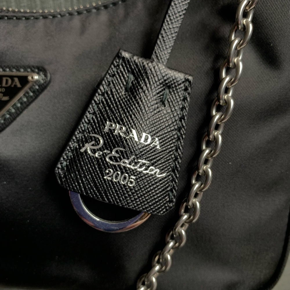 Prada Re-Edition Nylon Bag - Picture 3 of 9